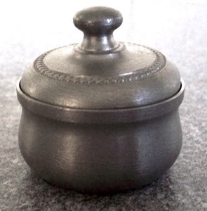 Burk med lock 1970